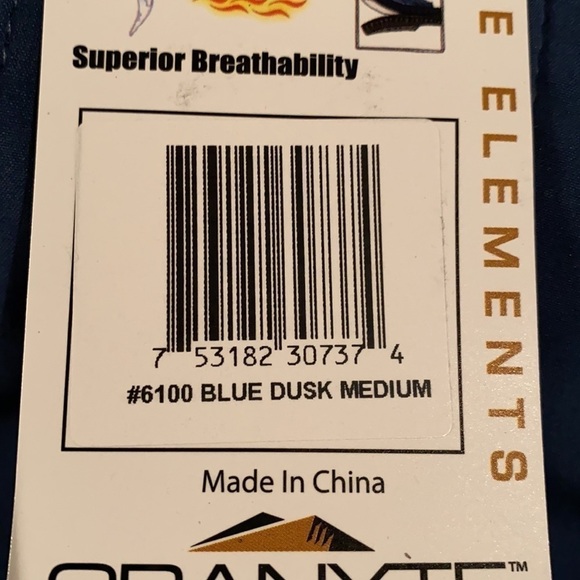 Women’s Conqer the Elements Jacket - Picture 8 of 9